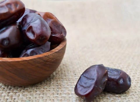 خرید رطب مضافتی بم صادراتی + قیمت فروش استثنایی